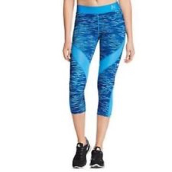 SOLD NIKE | Pro Leggings - Picture 6 of 8